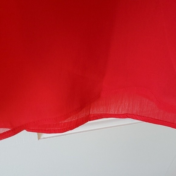 NWOT TALBOTS RED TOP SIZE MEDIUM RUFFLE NECK GROSGRAIN CRINKLE - Picture 8 of 10